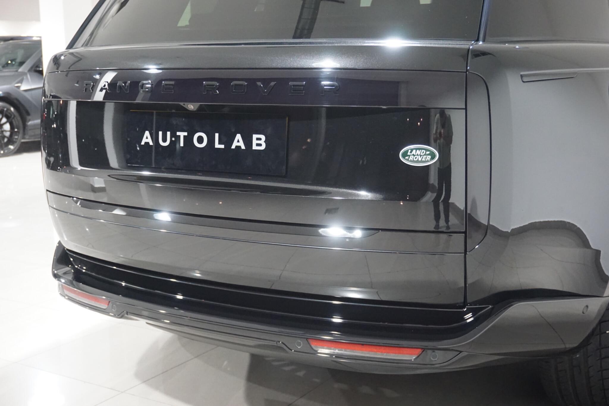 Land Rover Range Rover 3.0 D300 MHEV Autobiography SUV 5dr Diesel Auto 4WD Euro 6 (s/s) (300 ps)